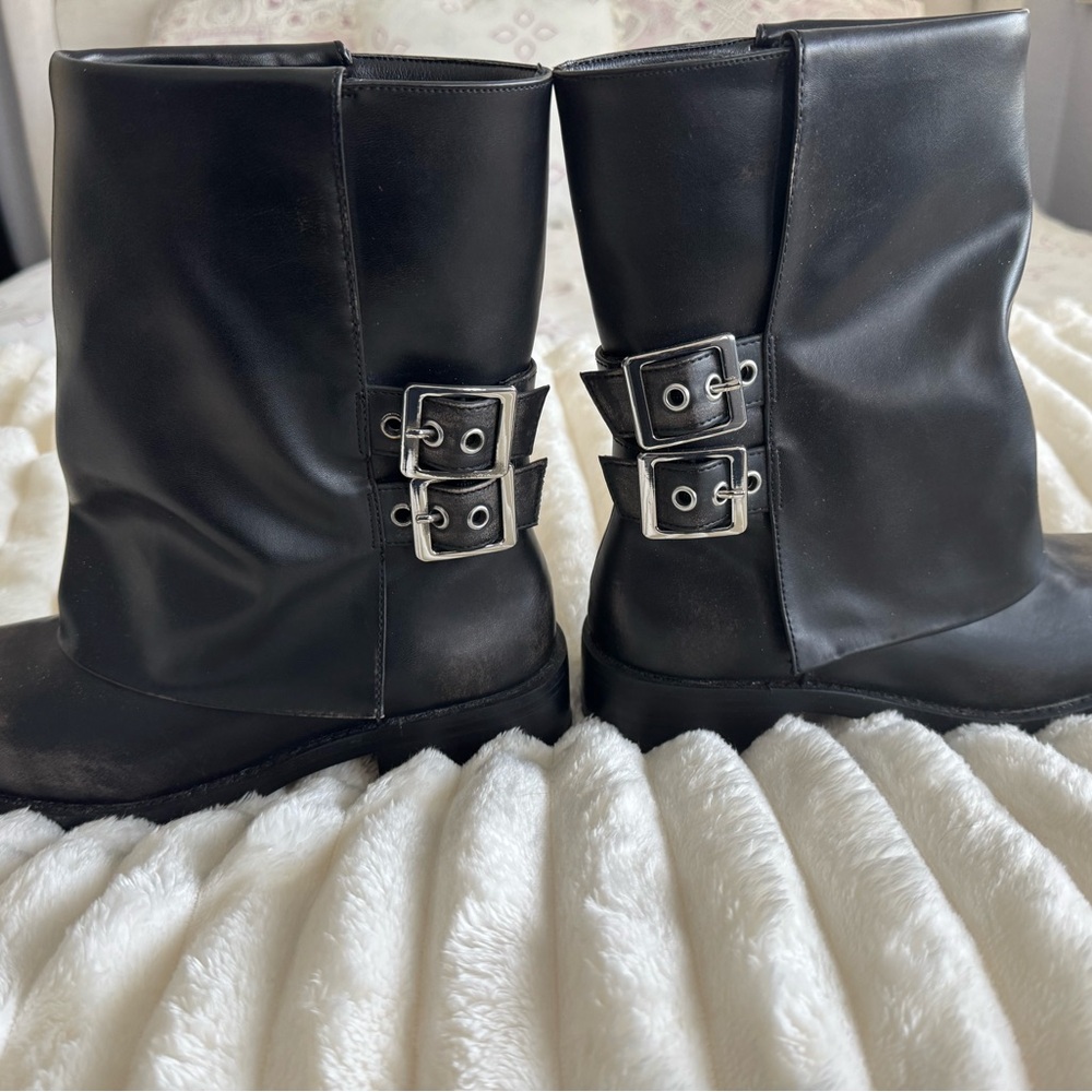 Steve Madden Black Leather Buckle Up Mid-Calf Boots - Picture 2 of 8
